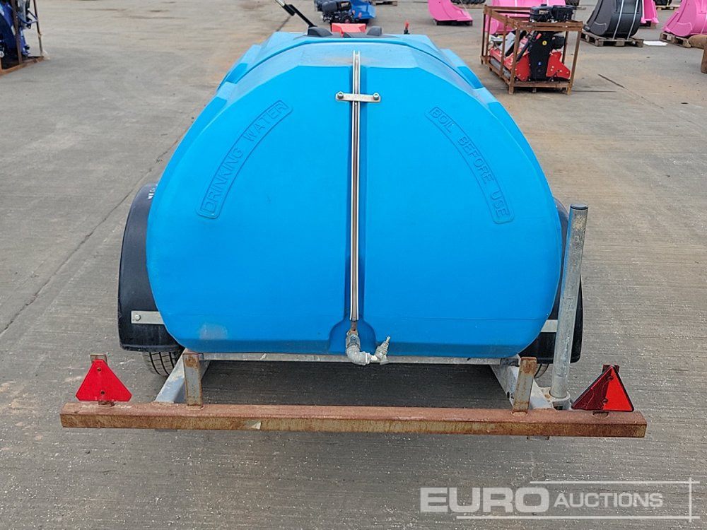 Bowser Supply Single Axle Bunded Fuel Bowser - Cuve de stockage: photos 4 Bowser Supply Single Axle Bunded Fuel Bowser - Cuve de stockage: photos 4