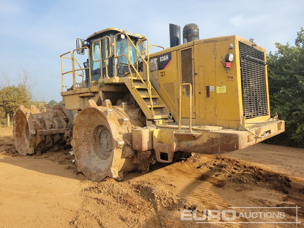 CAT 836H - Compacteur à pieds de mouton/ Monocylindre: photos 3 CAT 836H - Compacteur à pieds de mouton/ Monocylindre: photos 3