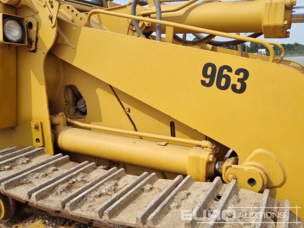 Bulldozer CAT 963: photos 17 Bulldozer CAT 963: photos 17
