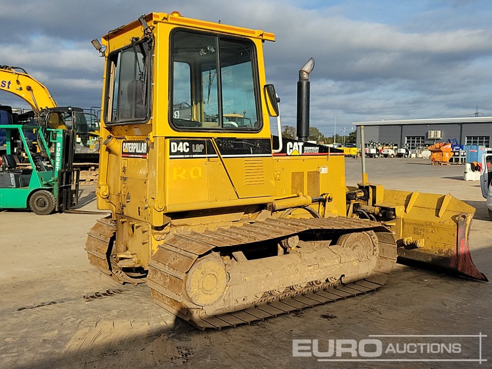 CAT D4C LGP - Bulldozer: photos 5 CAT D4C LGP - Bulldozer: photos 5