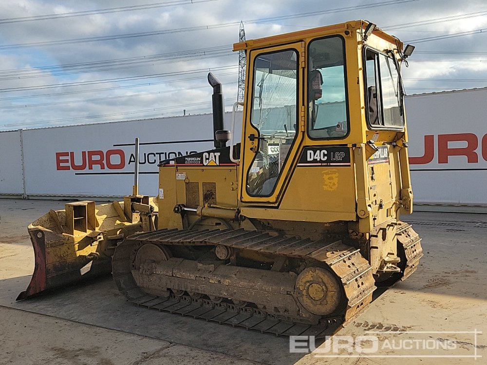 CAT D4C LGP - Bulldozer: photos 3 CAT D4C LGP - Bulldozer: photos 3