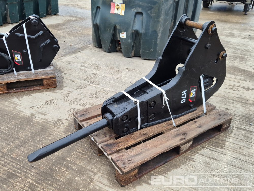 CAT H70 - Marteau hydraulique: photos 1 CAT H70 - Marteau hydraulique: photos 1