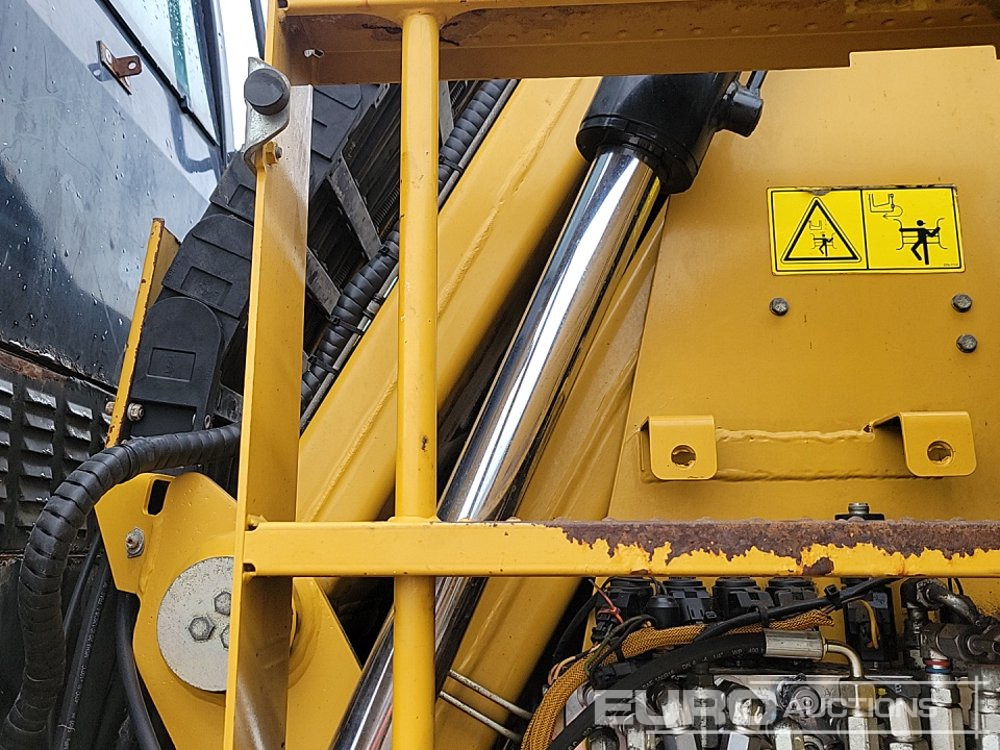 Pelle sur pneus CAT M318D: photos 29 Pelle sur pneus CAT M318D: photos 29