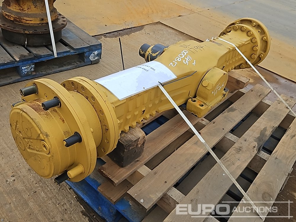 CAT Rear Axle to suit Cat 906 - Essieu arrière pour Engins de chantier: photos 3 CAT Rear Axle to suit Cat 906 - Essieu arrière pour Engins de chantier: photos 3