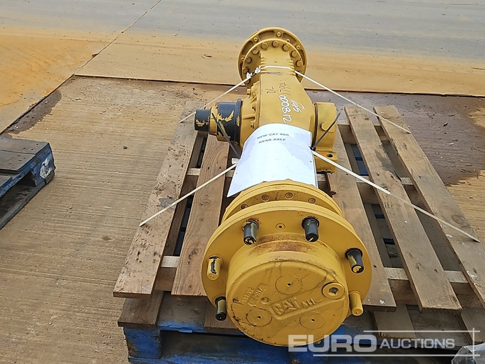 CAT Rear Axle to suit Cat 906 - Essieu arrière pour Engins de chantier: photos 2 CAT Rear Axle to suit Cat 906 - Essieu arrière pour Engins de chantier: photos 2