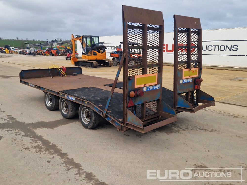 Cheiftain Tri Axle Drag Low Loader Trailer, Ramps - Semi-remorque surbaissé: photos 3 Cheiftain Tri Axle Drag Low Loader Trailer, Ramps - Semi-remorque surbaissé: photos 3