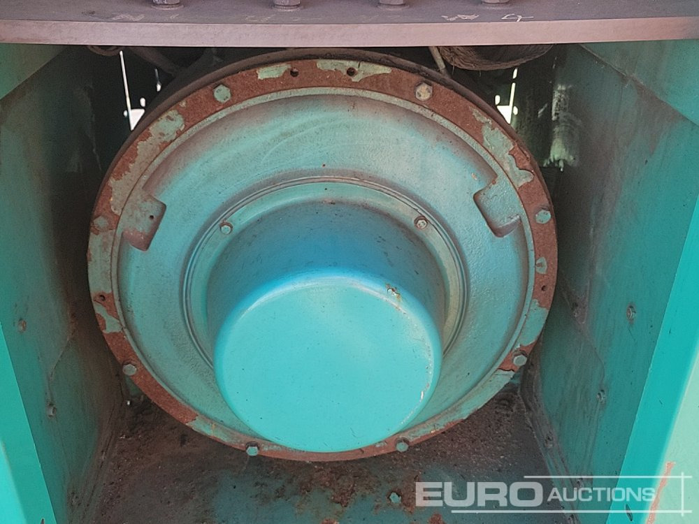 Groupe électrogène Cummins 202DFAC: photos 16 Groupe électrogène Cummins 202DFAC: photos 16