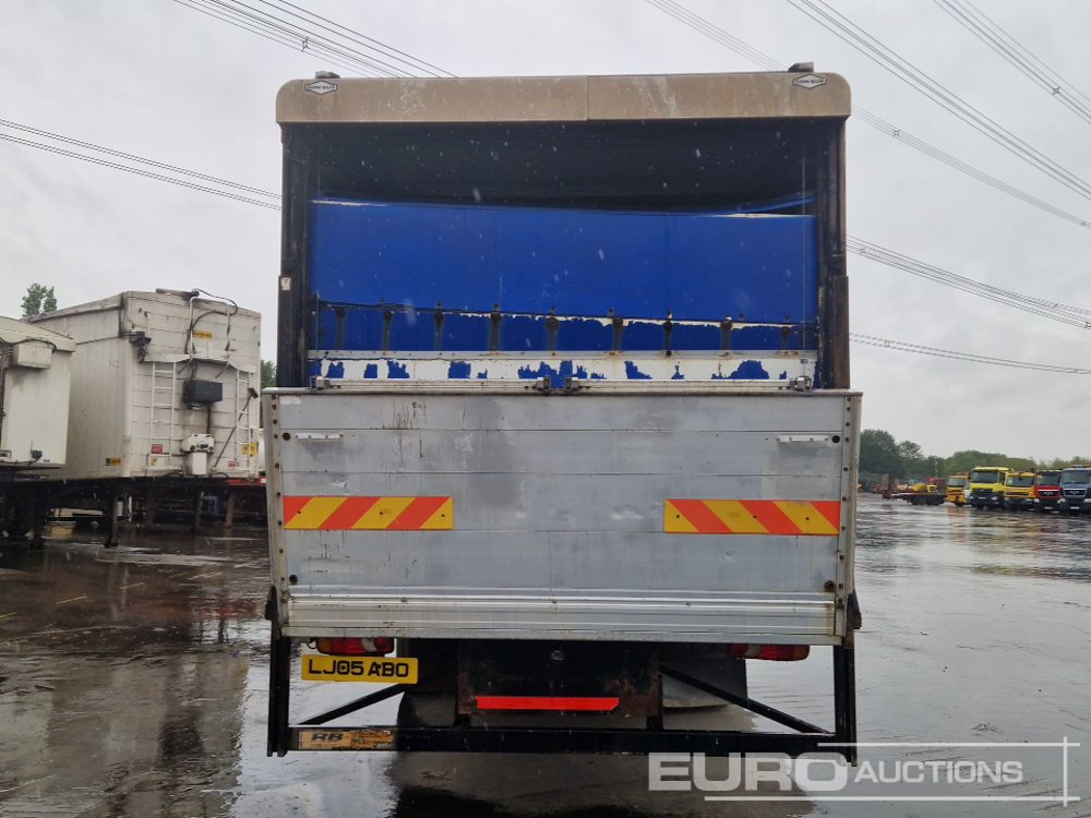 DAF 55-220 - Camion fourgon: photos 4 DAF 55-220 - Camion fourgon: photos 4