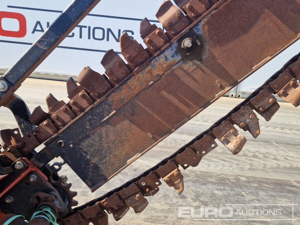 Trancheuse Ditch Witch RT40: photos 19