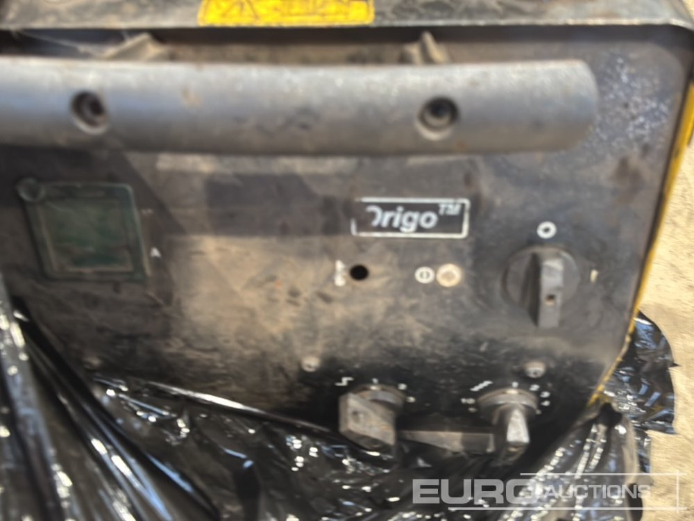 Équipement de garage ESAB Mig Welder (2 of): photos 10 Équipement de garage ESAB Mig Welder (2 of): photos 10