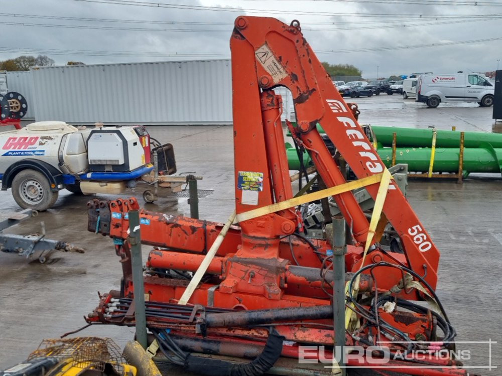 Ferrari F560A2 - Grue auxiliaire: photos 2 Ferrari F560A2 - Grue auxiliaire: photos 2