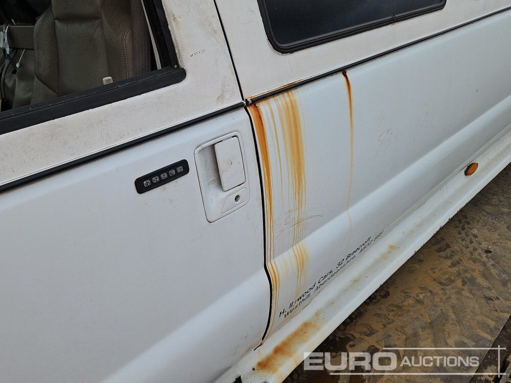 Voiture Ford Excursion: photos 27 Voiture Ford Excursion: photos 27