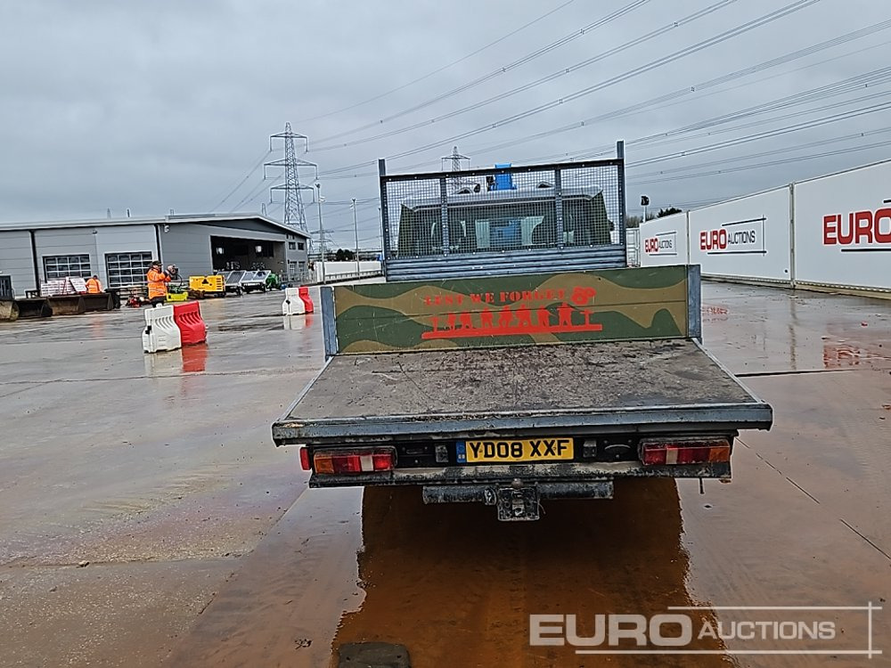 Ford Transit 350 - Utilitaire plateau: photos 4 Ford Transit 350 - Utilitaire plateau: photos 4