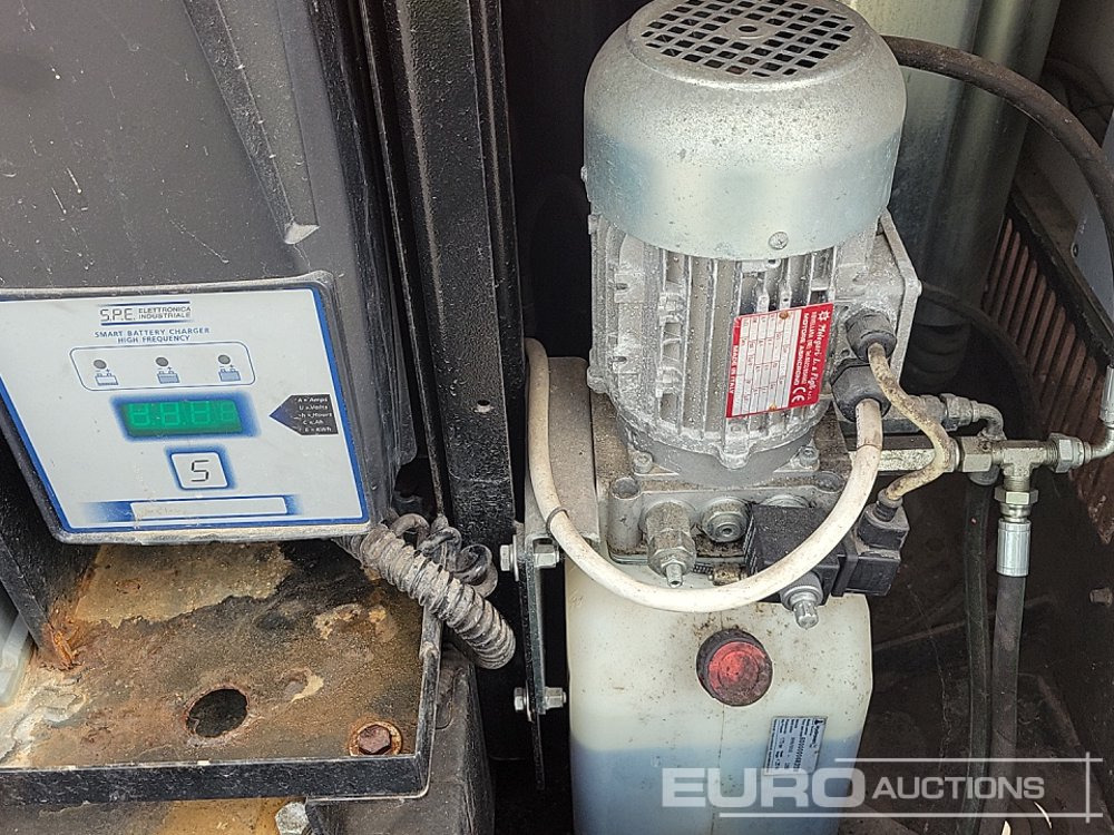 Mat d'éclairage Generac Single Axle LED Lighting Tower, Linz Engine: photos 16