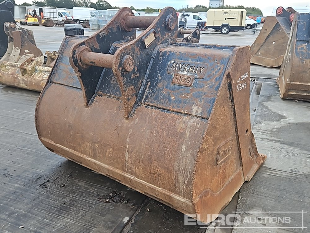 Hill 60" Digging Bucket 80mm Pin to suit 20 Ton Excavator - Godet: photos 5 Hill 60" Digging Bucket 80mm Pin to suit 20 Ton Excavator - Godet: photos 5