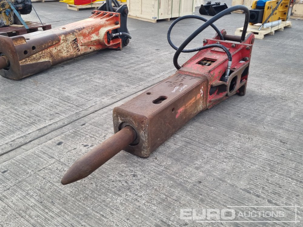 Hydraulic Breaker 65mm Pin to suit 13 Ton Excavator - Marteau hydraulique: photos 1 Hydraulic Breaker 65mm Pin to suit 13 Ton Excavator - Marteau hydraulique: photos 1