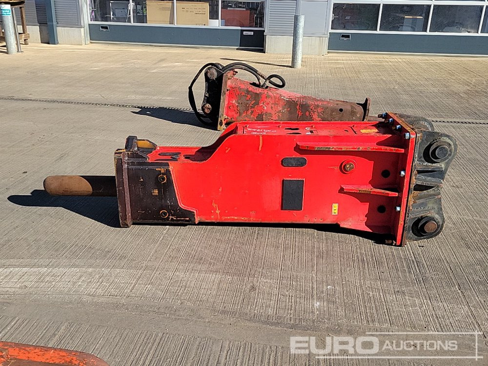 Hydraulic Breaker 80mm Pin to suit 20 Ton Excavator - Marteau hydraulique: photos 2 Hydraulic Breaker 80mm Pin to suit 20 Ton Excavator - Marteau hydraulique: photos 2