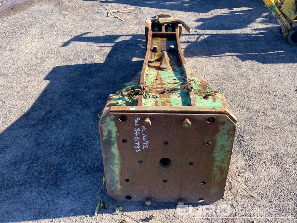 Hydraulic Breaker to suit 13 Ton Excavator - Marteau hydraulique: photos 3 Hydraulic Breaker to suit 13 Ton Excavator - Marteau hydraulique: photos 3