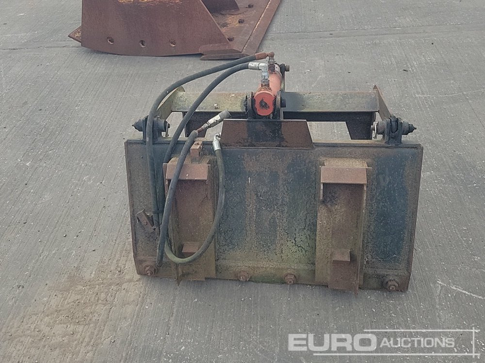 Hydrulic Muck Grab to suit Skidsteer Loader - Godet: photos 4 Hydrulic Muck Grab to suit Skidsteer Loader - Godet: photos 4