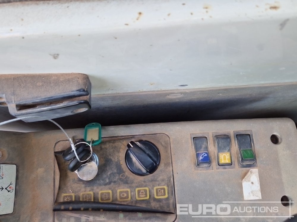 Pelle sur chenille Hyundai R290LC-7: photos 41