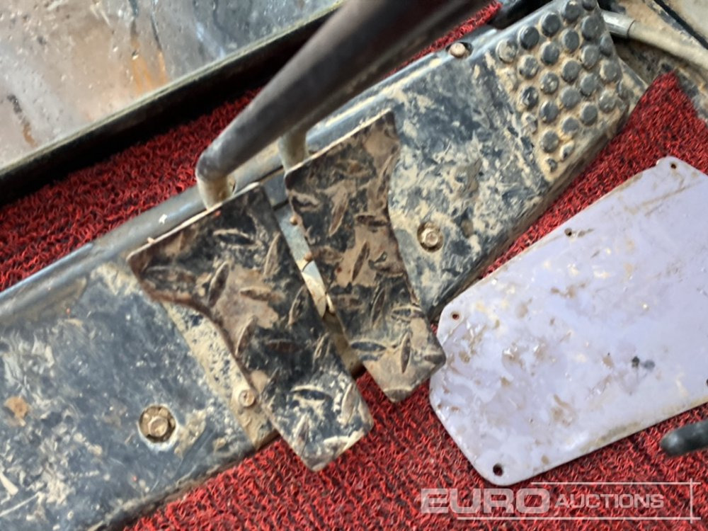 Mini pelle Hyundai R55-7: photos 43 Mini pelle Hyundai R55-7: photos 43