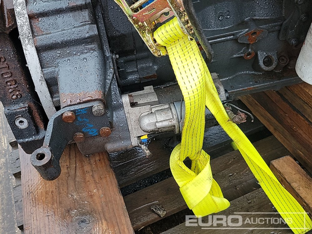 Moteur Iveco 4 Cylinder Engine: photos 20