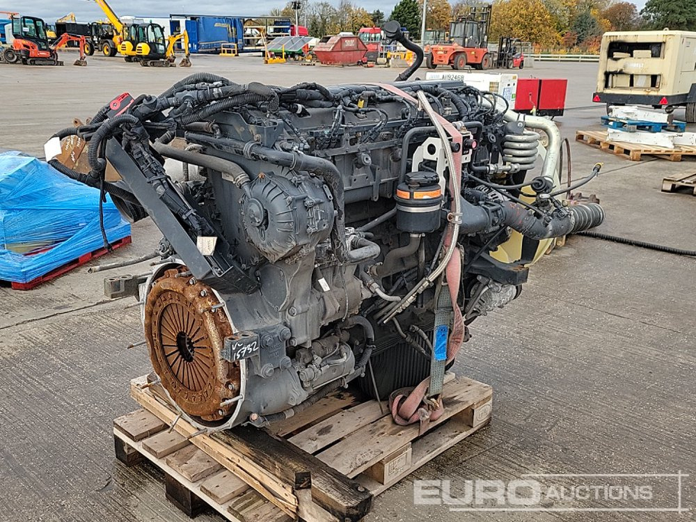Iveco 6 Cylinder Engine - Moteur: photos 5 Iveco 6 Cylinder Engine - Moteur: photos 5