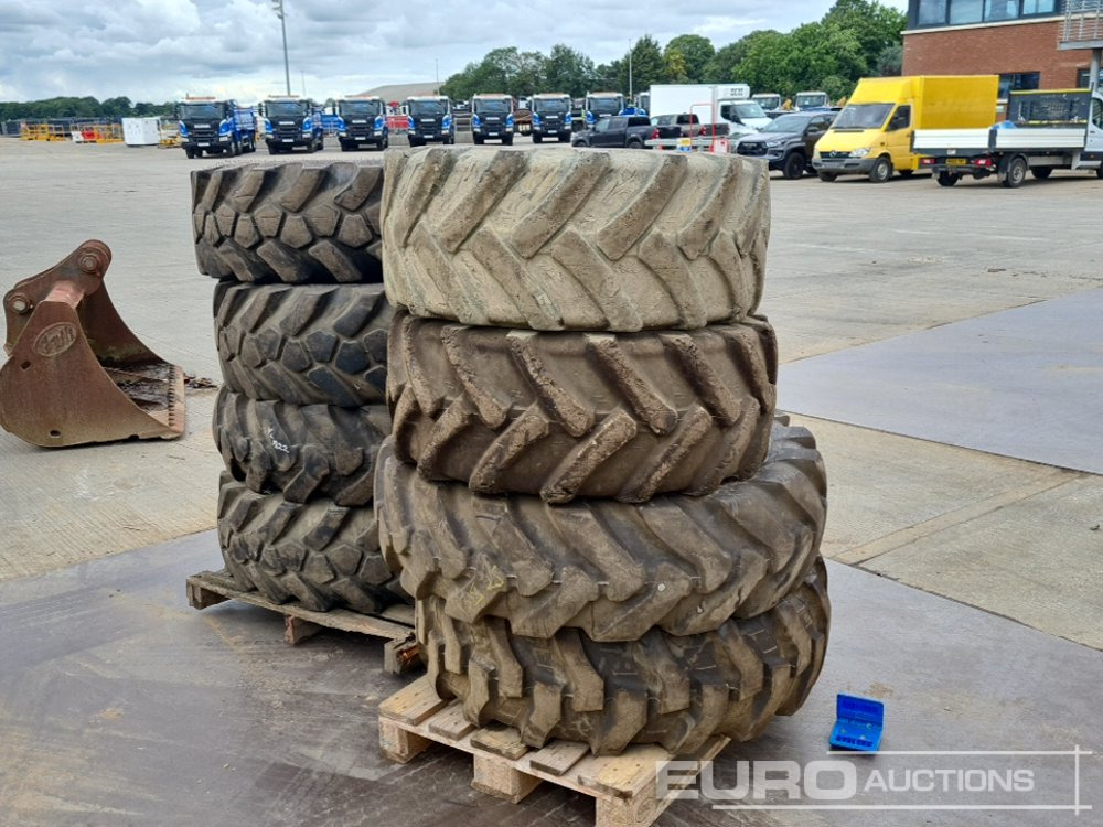 JCB 15.5-25 Tyre (6 of) 405/70 R20 Tyre (2 of) - Pneu: photos 5 JCB 15.5-25 Tyre (6 of) 405/70 R20 Tyre (2 of) - Pneu: photos 5