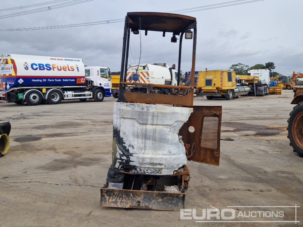 JCB 16C-1 - Mini pelle: photos 4 JCB 16C-1 - Mini pelle: photos 4