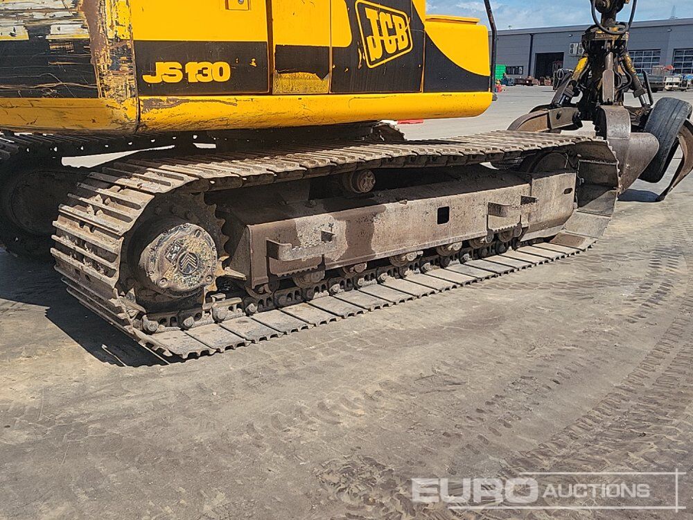 Pelle sur chenille JCB JS130LC: photos 9 Pelle sur chenille JCB JS130LC: photos 9