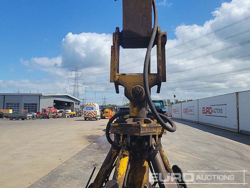 Pelle sur chenille JCB JS130LC: photos 20 Pelle sur chenille JCB JS130LC: photos 20