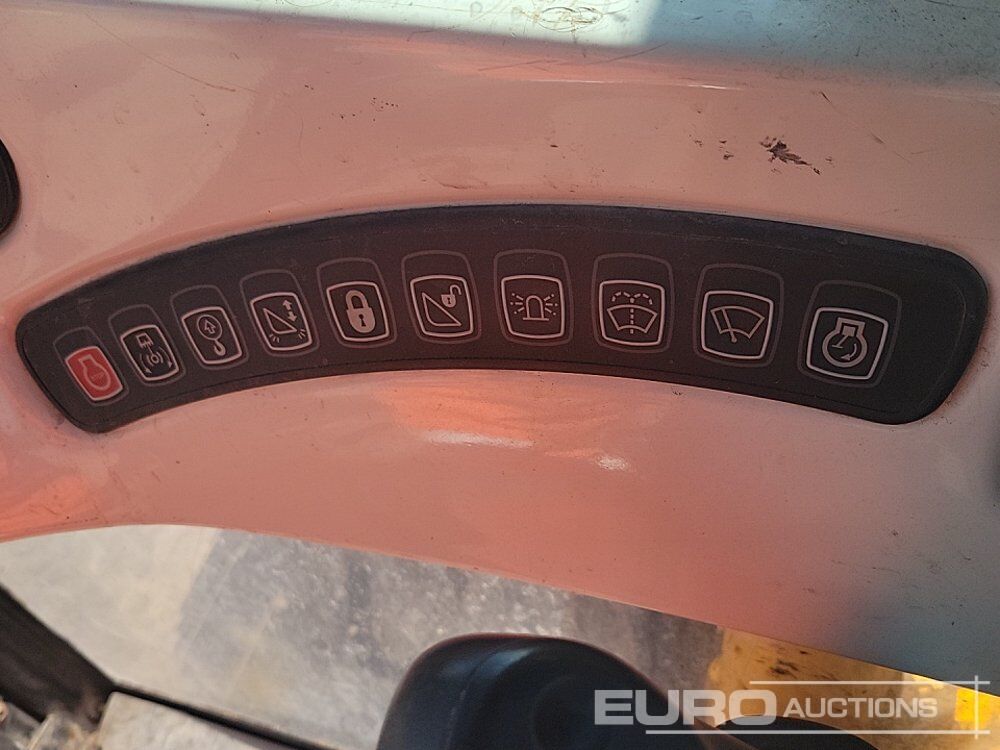 Pelle sur chenille JCB JS130LC: photos 35 Pelle sur chenille JCB JS130LC: photos 35