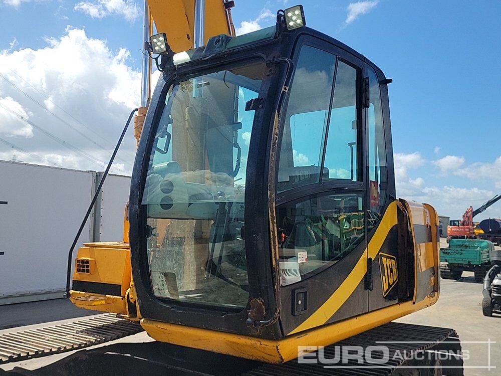 Pelle sur chenille JCB JS130LC: photos 31 Pelle sur chenille JCB JS130LC: photos 31