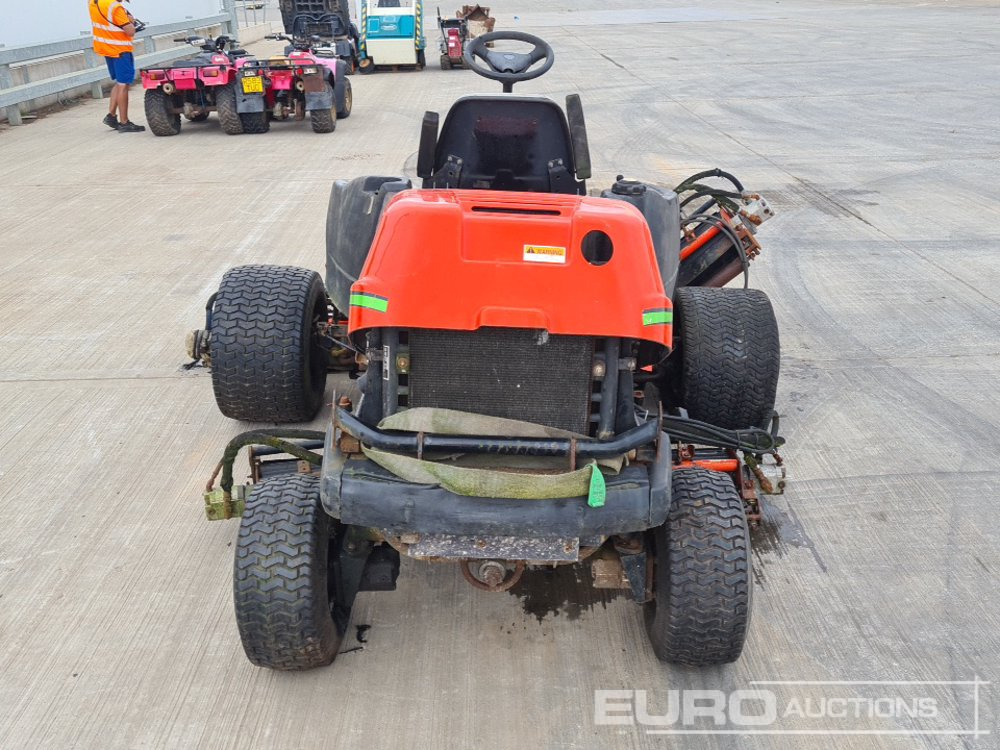 Jacobsen Diesel Ride on 5 Gang Lawnmower (Parts Missing) - Motofaucheuse: photos 4 Jacobsen Diesel Ride on 5 Gang Lawnmower (Parts Missing) - Motofaucheuse: photos 4