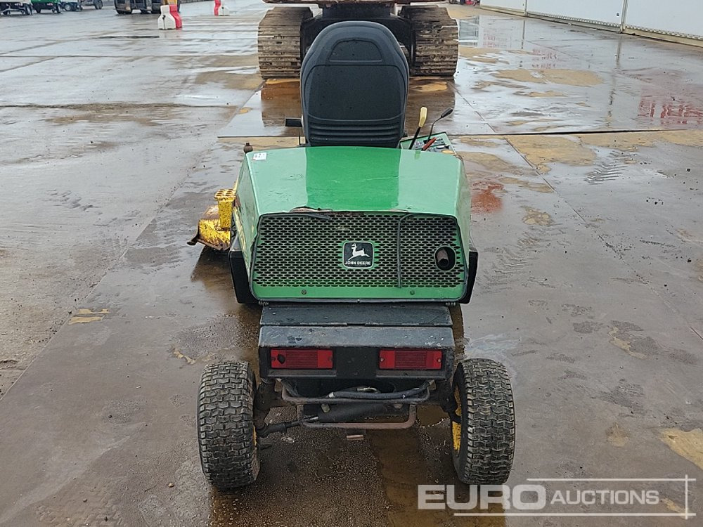 John Deere F935 - Motofaucheuse: photos 4 John Deere F935 - Motofaucheuse: photos 4