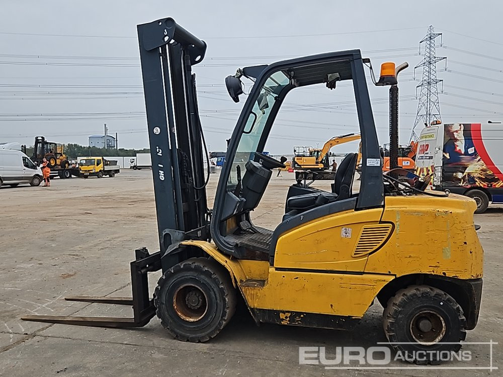 Jungheinrich Gas Forklift, 2 Stage Free Lift Mast, Side Shift, Forks (Non Runner) - Chariot élévateur à gaz: photos 2 Jungheinrich Gas Forklift, 2 Stage Free Lift Mast, Side Shift, Forks (Non Runner) - Chariot élévateur à gaz: photos 2