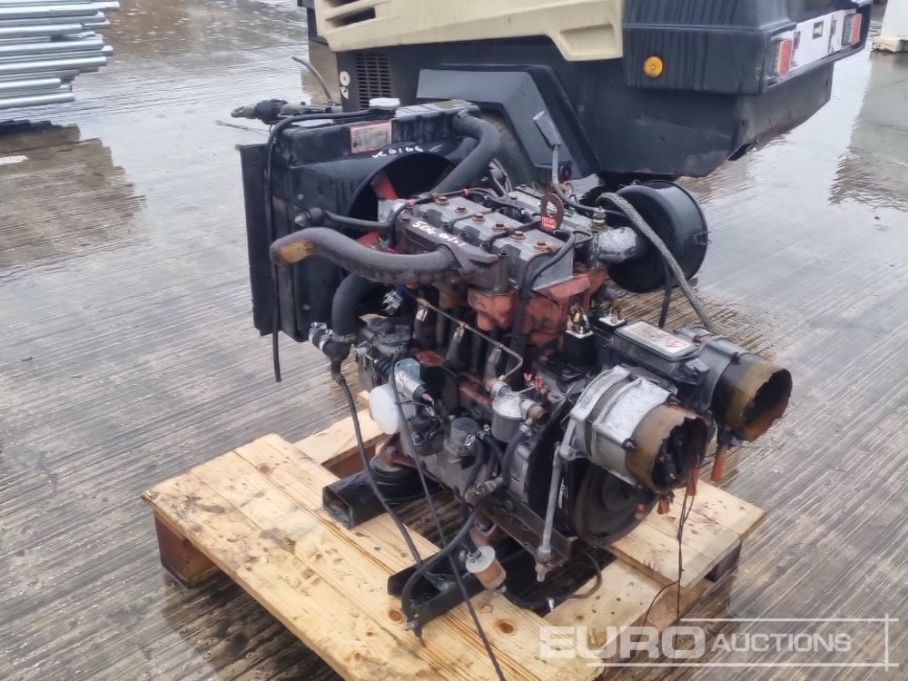 Lister Petter 3 Cylinder Engine - Moteur: photos 1 Lister Petter 3 Cylinder Engine - Moteur: photos 1