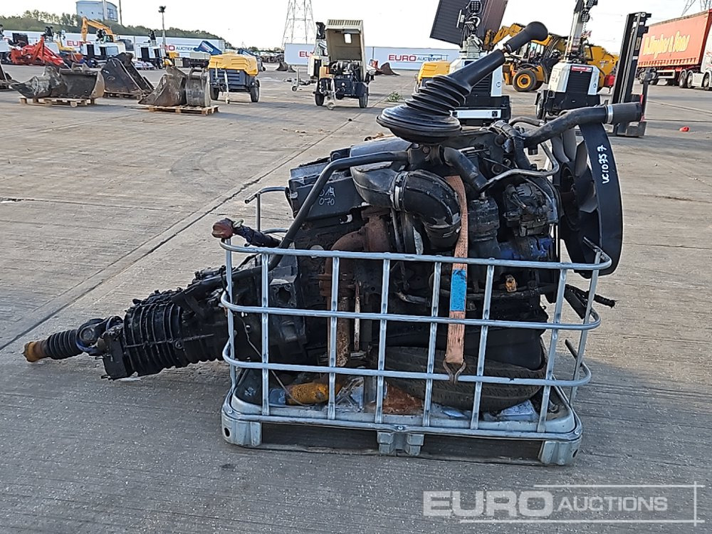 MAN 6 Cylinder Engine, Gearbox - Moteur: photos 2 MAN 6 Cylinder Engine, Gearbox - Moteur: photos 2