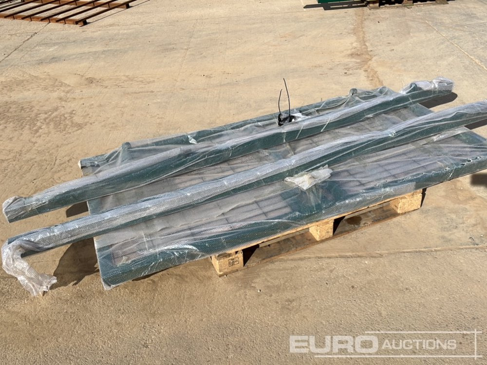 Machine agricole 1.2m x 2.4m Pedestrian Gate, Heavy Duty Galvanized Powder Coated, 80mm x 80mm x 3m Post (2 of), Assembly Kit (Green): photos 15