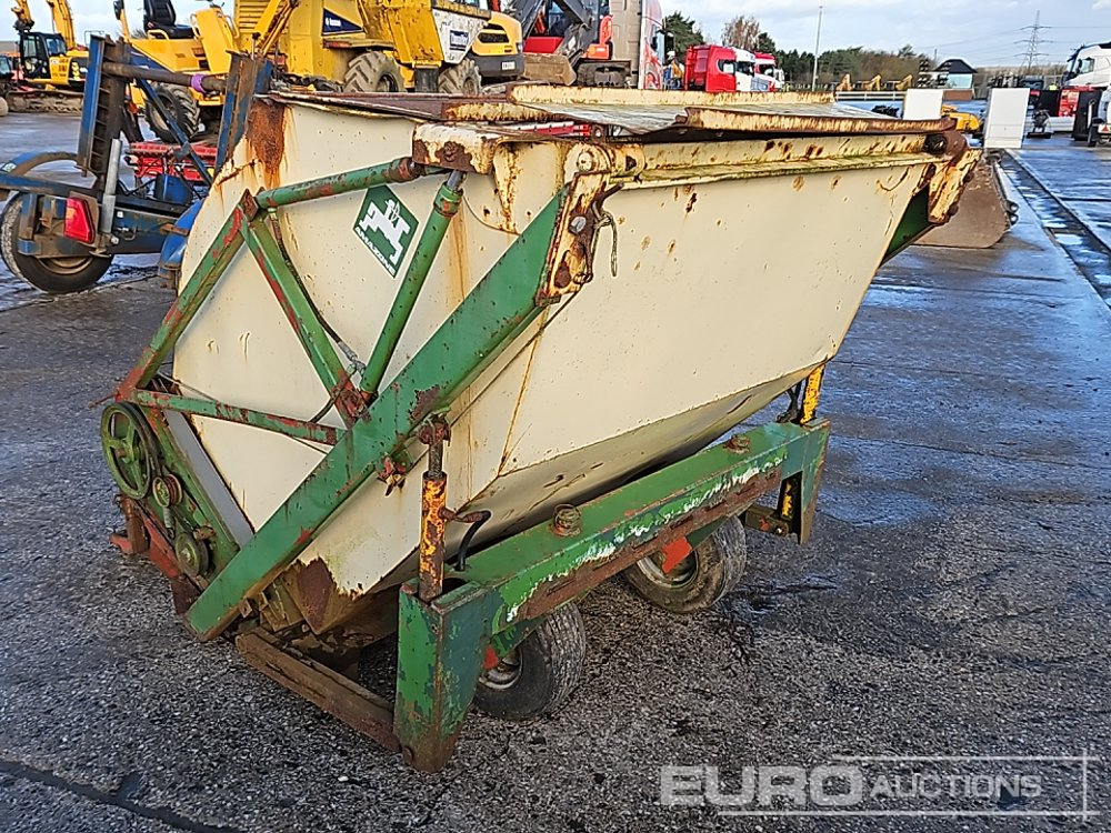 Amazone LGBT 135 - Machine agricole: photos 1 Amazone LGBT 135 - Machine agricole: photos 1