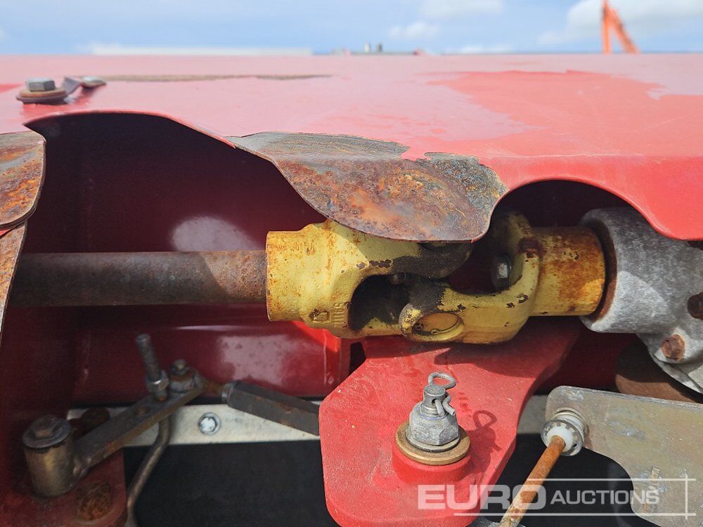 Machine agricole Toro mid-Size 36: photos 12 Machine agricole Toro mid-Size 36: photos 12