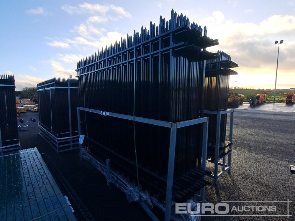 Unused 2025 SKLP 10x7' Fencing Panels (20 of) & Posts - Machine agricole: photos 2 Unused 2025 SKLP 10x7' Fencing Panels (20 of) & Posts - Machine agricole: photos 2