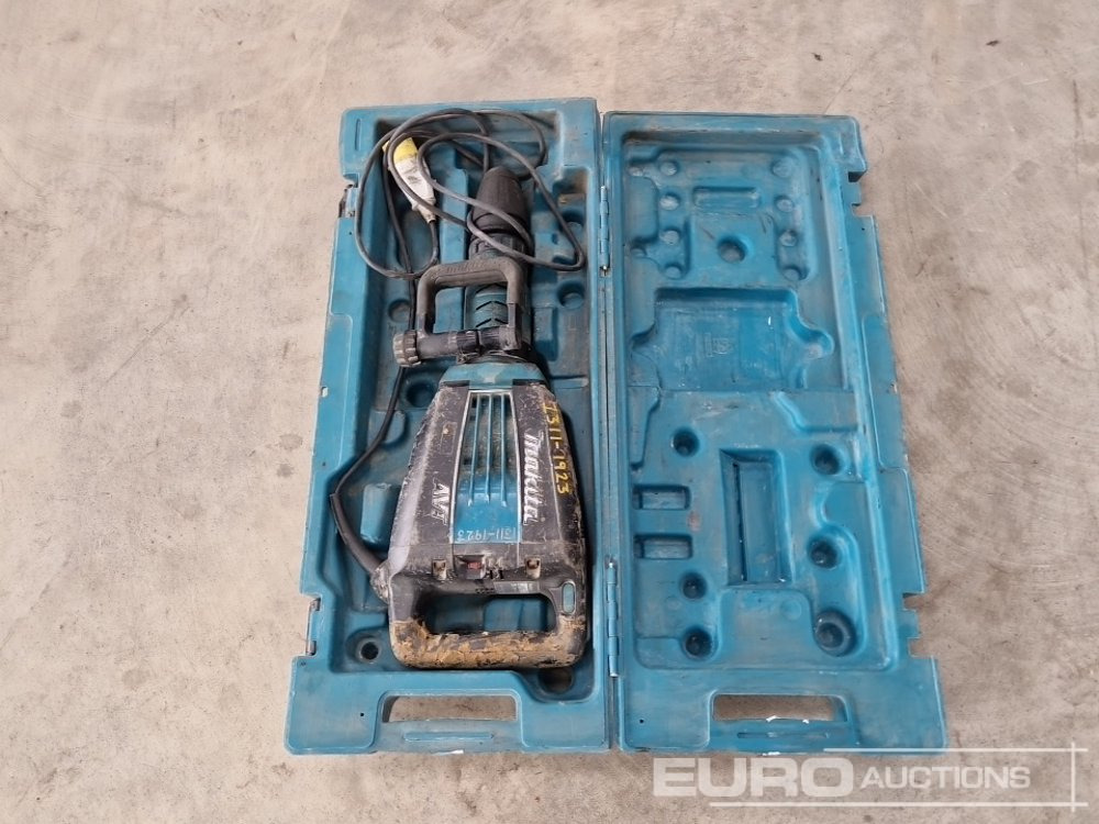 Makita HM1214C - Matériel de chantier: photos 2 Makita HM1214C - Matériel de chantier: photos 2