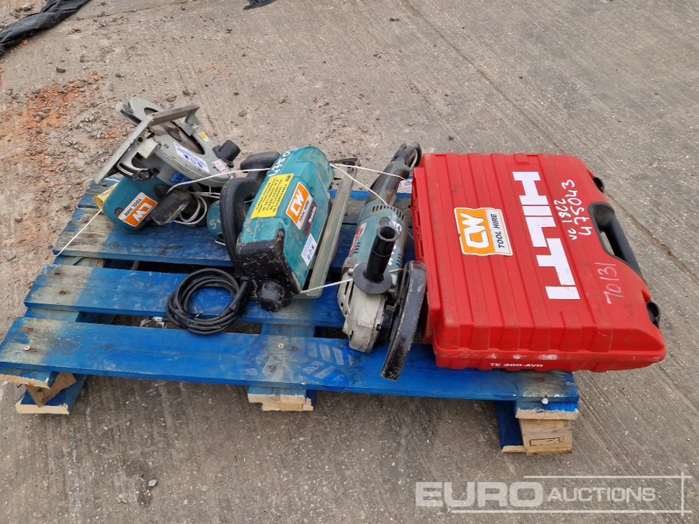 Matériel de chantier Makkta 110Volt Circular Saw (2 of), Makita GA9020 110Volt Angle Grinder, Hilti TE 300 110Volt Hammer Drill: photos 6