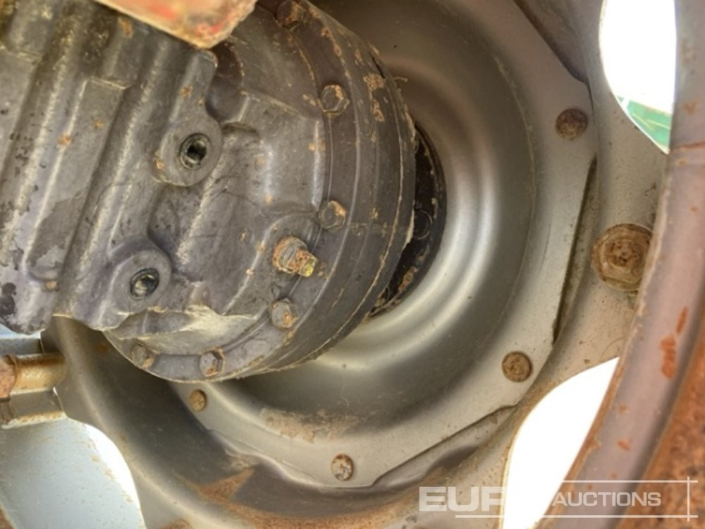 Tracteur agricole Massey Ferguson 240: photos 9 Tracteur agricole Massey Ferguson 240: photos 9