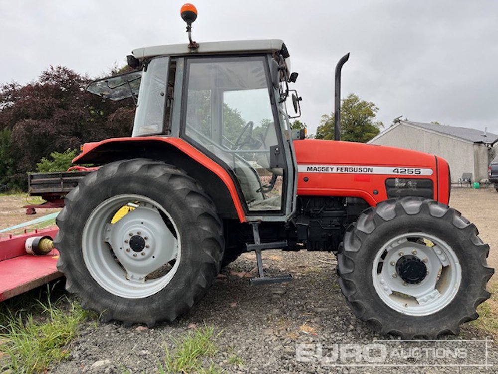 Massey Ferguson 4255 - Tracteur agricole: photos 5 Massey Ferguson 4255 - Tracteur agricole: photos 5