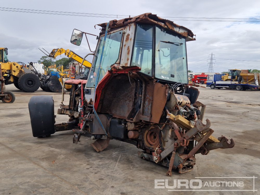 Massey Ferguson 4WD Tractor, 3 Spool Valve (Spares) - Tracteur agricole: photos 3 Massey Ferguson 4WD Tractor, 3 Spool Valve (Spares) - Tracteur agricole: photos 3