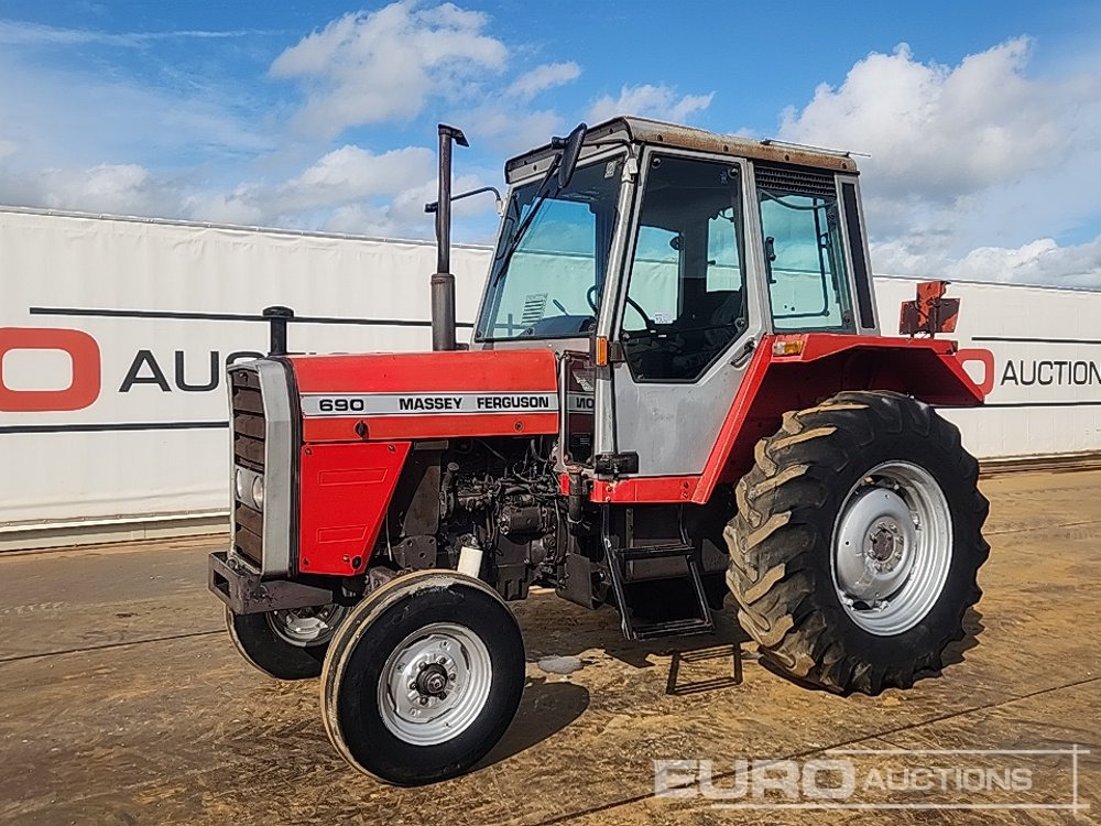 Massey Ferguson 690 - Tracteur agricole: photos 1 Massey Ferguson 690 - Tracteur agricole: photos 1