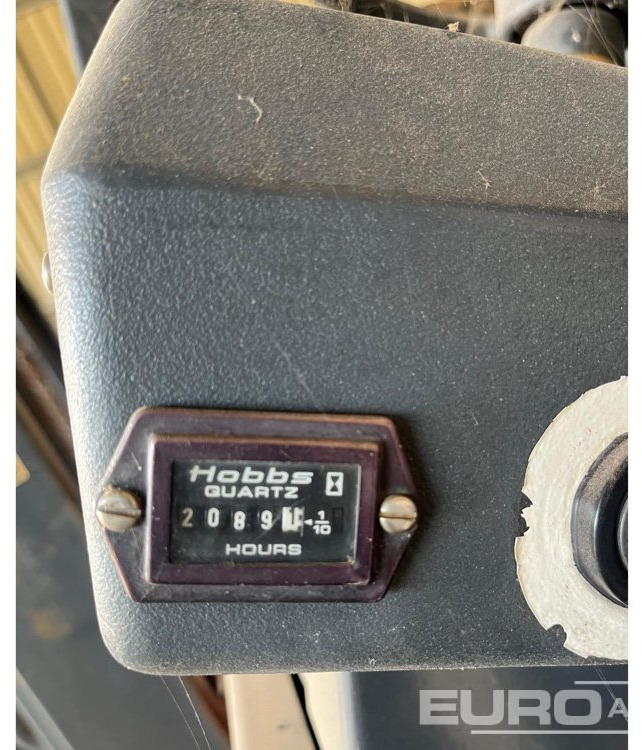 Moffett Mounty M2003 - Chariot élévateur: photos 4 Moffett Mounty M2003 - Chariot élévateur: photos 4