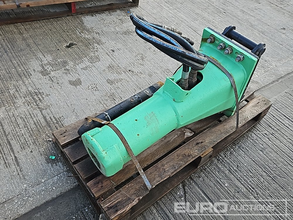 Montabert SC-28 - Marteau hydraulique: photos 1 Montabert SC-28 - Marteau hydraulique: photos 1